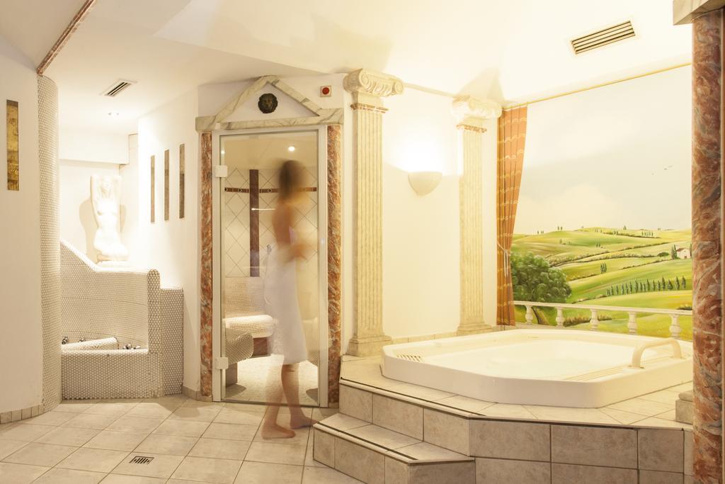 Hotel Loewenhof
